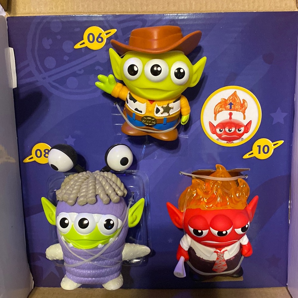 Disney Pixar Aliens Remix